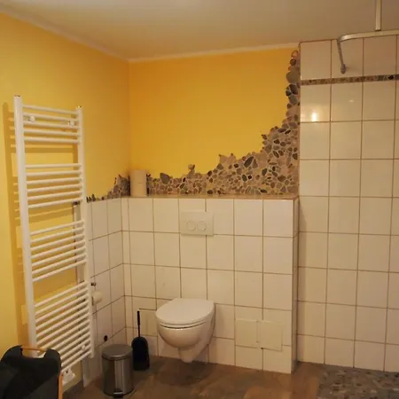 Neu Im Mit Idyllischem Innenhof Und Naturgarten *