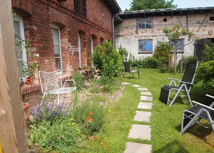 Neu Im Mit Idyllischem Innenhof Und Naturgarten Appartement